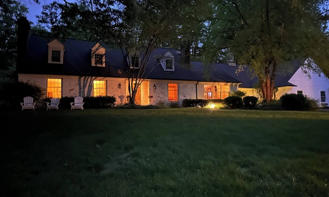 Indianapolis House | Fox Knoll 1-Beautiful Setting! Indy 500! Grand Park, Concerts, LRG private room-