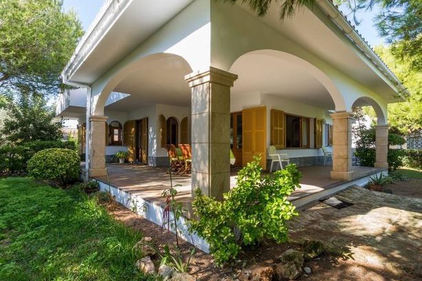 Muro Villa | Franciscus