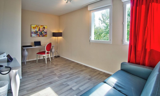 Mouguerre Hotel | French Getaway in Trendy Town! 3 Convenient Units, FREE Parking