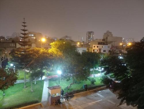 Pueblo Libre Apartment | Frente a hermoso Parque Pueblo Libre