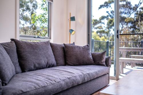 Coles Bay House | Freycinet Haven- 4-bedroom house at the edge of the National Park & great views of the Hazards!