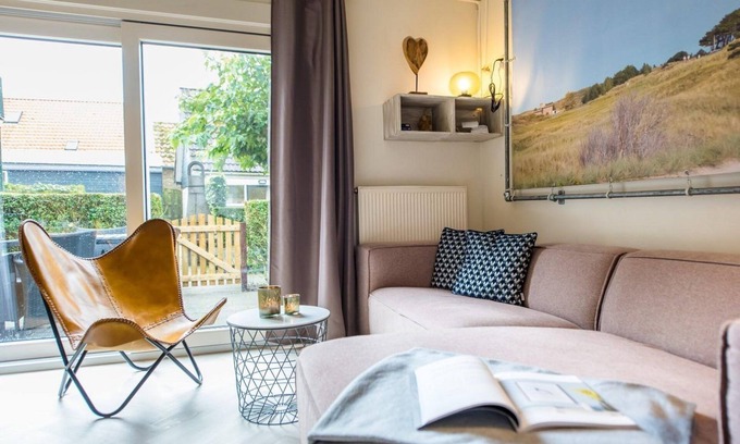 Ameland Apartment | Friese Antillen is a courtyard of 8 homes near of the beach and village Hollum.