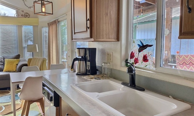 Packwood Cabin | Frog Wood Cabin | 1 Bed, 1 Bath