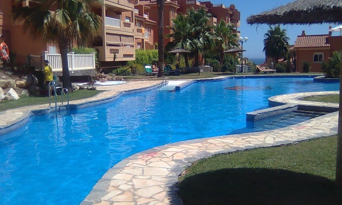 Urbanizacion Hacienda las Chapas Apartment | FROM £245pw, 2/3bed Sleeps 6 CABOPINO, MARBELLA, SOUTH FACING BALCONY.