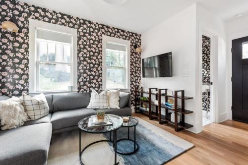 Inman Park Apartment | Full Bloom