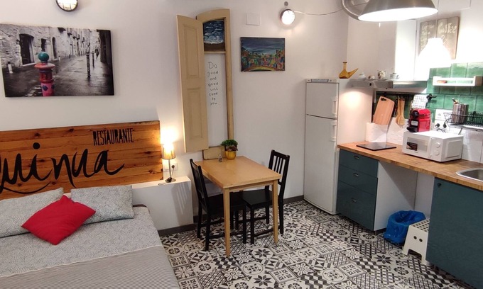 Sant Adria de Besos Apartment | Fully equipped Studio, 15 min. from BCN downtown, 8 min. walk from the beach