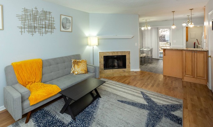 Carrboro House | Fully Renovated 2 bdrm/2.5ba near UNC & Weaver St!