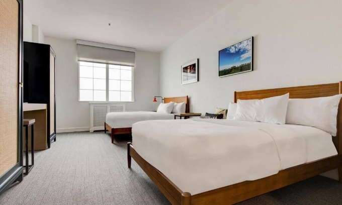 Lexington House | Fun for the Whole Family! 3 Great Units, Pet-Friendly Property. Near Rupp Arena!