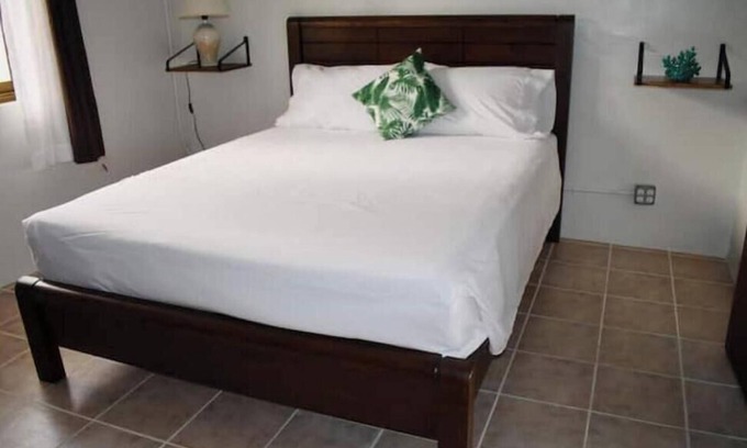 Koror House | Furnished 1-Bedroom Meda Terrace Unit D in Koror
