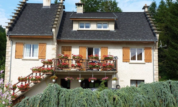 Villard-de-Lans House | Furnished 4-person apartment in a typical vercors house