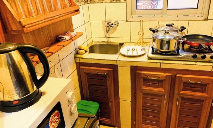 Yaounde Apartment | Furnished studio in yaounde with unlimited internet hot water connected tv cambre