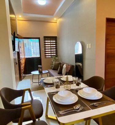 Cavinti Apartment | FYLL Homes - Ysabella Suite Stylish Art Deco 1-Bed Apartment with FREE Parking Near Pagsanjan Falls & Caliraya
