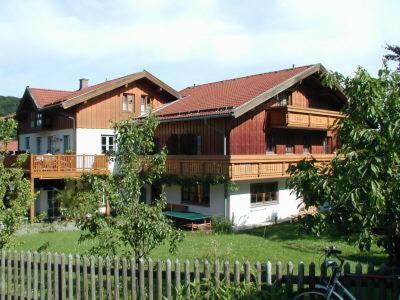 Bergen House | Gästehaus Alpin - inkl. Chiemgau-Karte