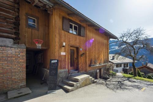 Fanas Hotel | Gästehaus Alpina in Fanas