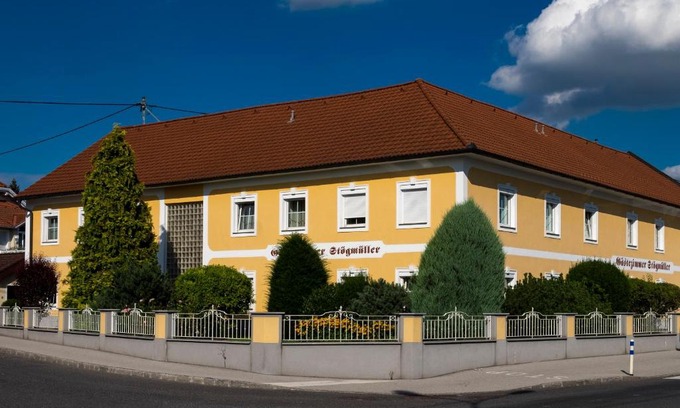 Asten Hotel | Gästehaus Stögmüller