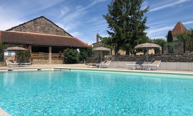 Caylus Cottage | Gîte Alexandre Dumas, sleeps 6