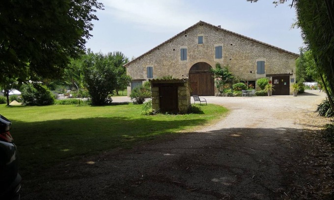 Lauzerte Apartment | Gîte Bambou