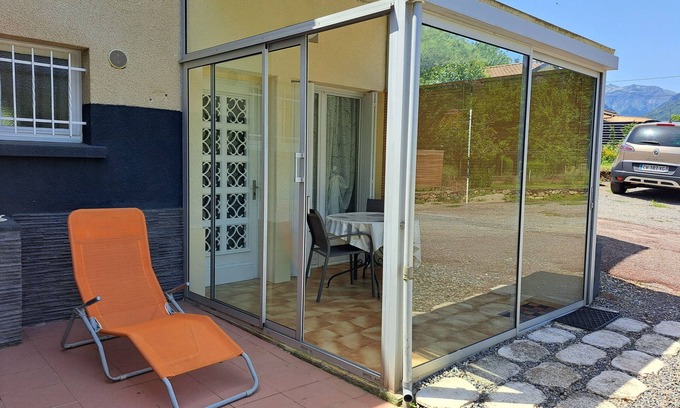 Tarascon-sur-Ariege Apartment | Gîte champagne montagne & nature Tarascon/Ariège