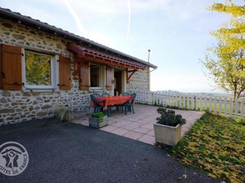 Saint-Heand House | Gîte de charme avec animaux acceptés, près de Saint-Étienne - FR-1-496-130