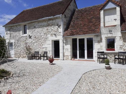 Meusnes House | Gîte de charme proche du ZooParc de Beauval - 2 terrasses, jardin, cheminée, clim, parking gratuit - FR-1-491-408