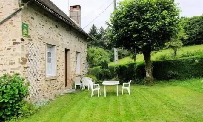 Benayes Villa | Gîte de France in Benayes 3 ears - Gîte de France 6 people
