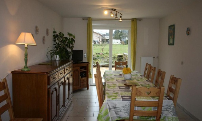 Docelles House | Gîte Docelles, 6 pièces, 11 personnes - FR-1-589-104