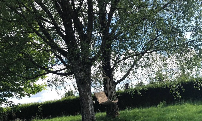 Prince House | Gîte en Pleine Campagne,pour une Escapade Romantique à Deux,jacuzzi a Volonté