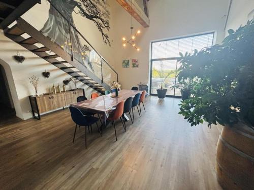Bressolles House | Gîte familial avec piscine et jardin à Bressolles - FR-1-489-598