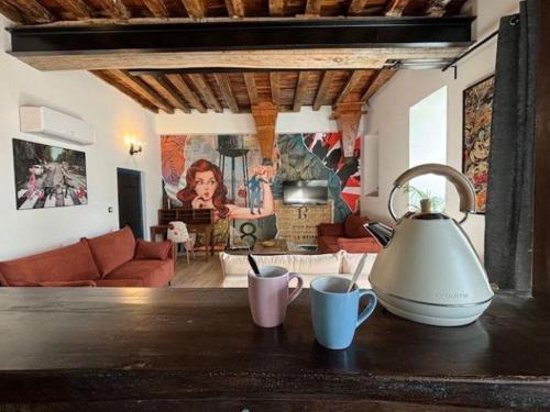 Montaigu-le-Blin House | Gîte familial pop'art, déco unique proche de Vichy - FR-1-489-519