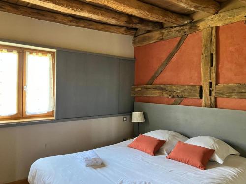 Montbeugny House | Gîte La Huzarde à Montbeugny pour 4 pers., Animaux admis, Parking - FR-1-489-599