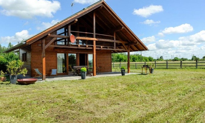Mery-sur-Seine House | Gîte Méry-sur-Seine, 5 pièces, 8 personnes - FR-1-543-68