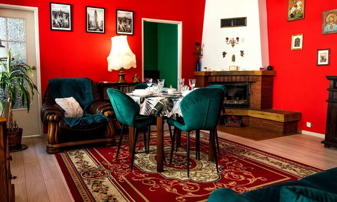 Srodmiescie Apartment | Górna Royal Red Apartment