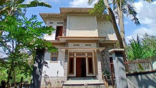 Kecamatan Pringgasela Apartment | G Lova House -Tetebatu