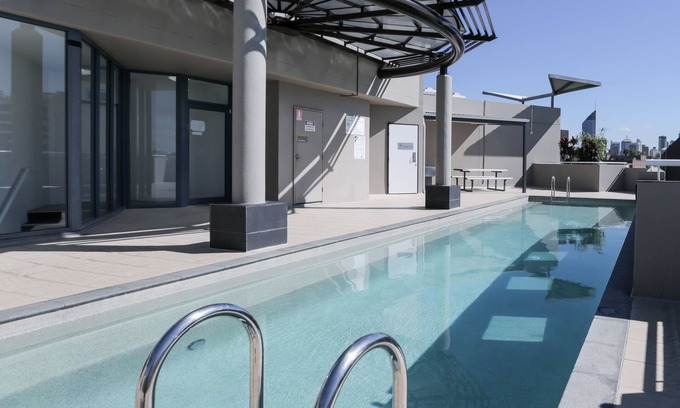 Woolloongabba Hotel | Gabba Central Apartments