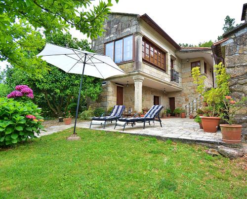 Meis House | GALIHOST - Casa Pazo de Meis