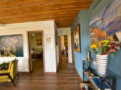 Nork-Marash House | Gallery Guesthouse