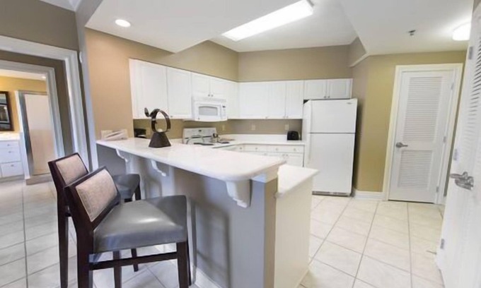 Galveston Condo | Galveston Condo/Pool 1BR-K Directly On The Beach (No Street To Cross!)