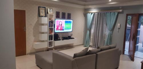 Gaborone House | Game City Retreat