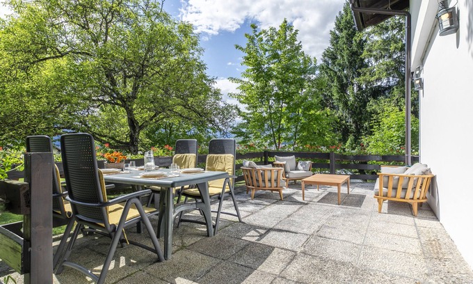 Barco Apartment | Garden Apartment Relax