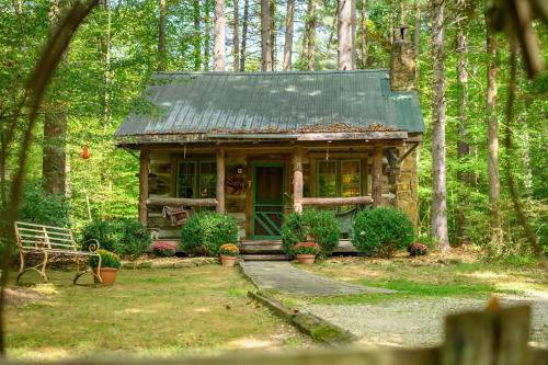 Gnaw Bone House | Garden Cabin