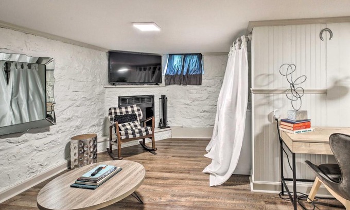 Picadome Apartment | Garden-Level Lexington Apt 2 Mi to UK Campus!