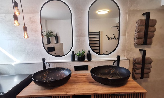 Malter Apartment | Garden view apartment with pool and children's playground