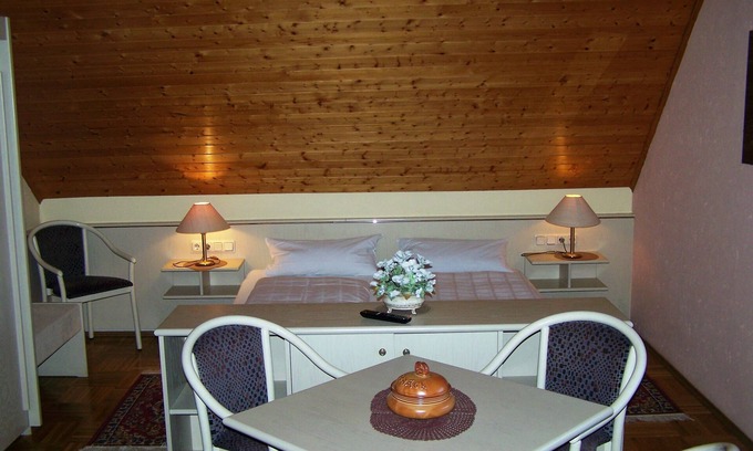 Kulsheim House | Gasthof Engel Steinbach