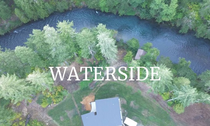 Husum House | Gated luxury home along the White Salmon River