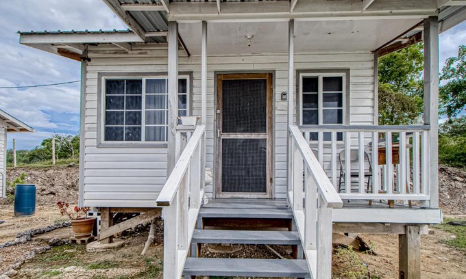 Georgeville House | Gavra Cabana at Bella Vue Estate