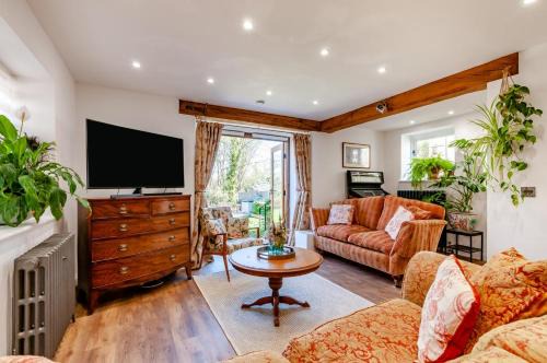 Sandwich House | Gazen View Cottage