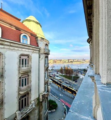 Szentimrevaros Apartment | Gellert Danube Panorama Apartment
