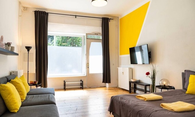 Neukoelln Apartment | Gemütliches Apartment mit Online Check-In