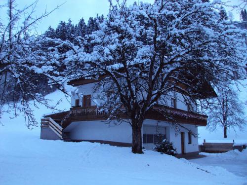Helfenstein House | Gemütliches Ferienhaus In Hart Im Zillertal