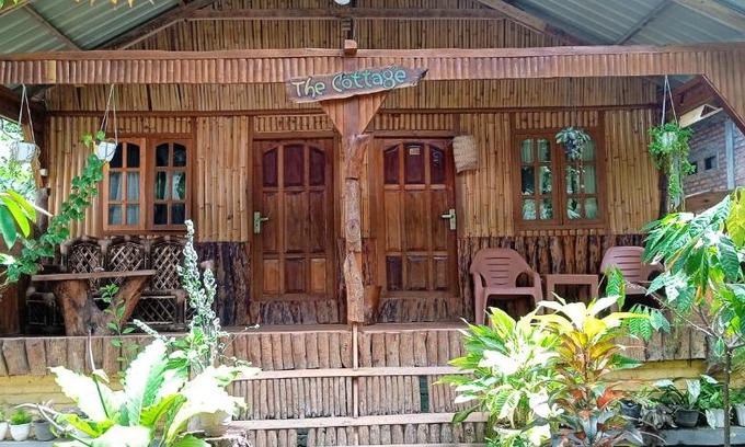 Ngada Hotel | Gemo beach